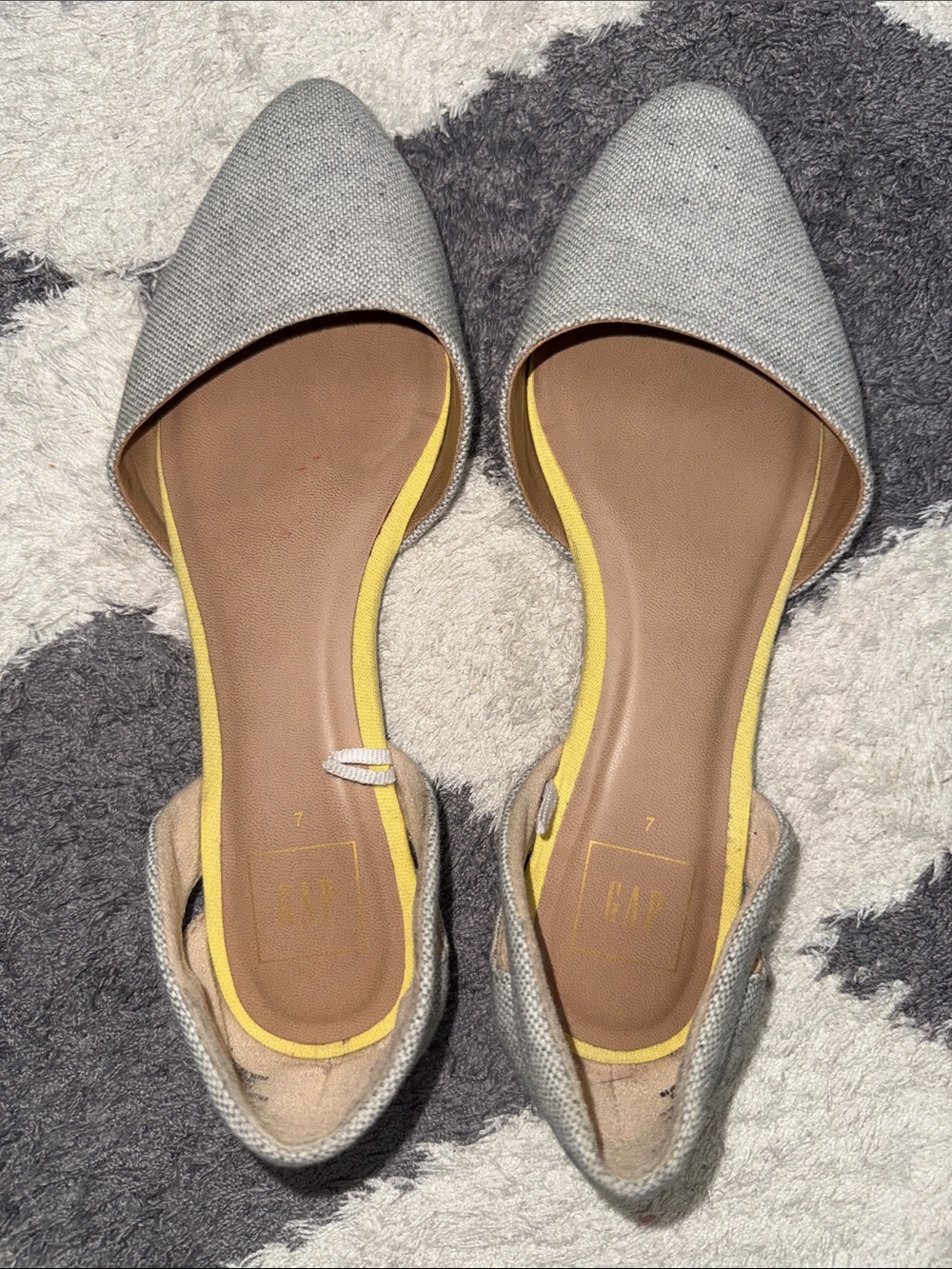 GAP Pointed D'Orsay Flats Light Gray size 7
